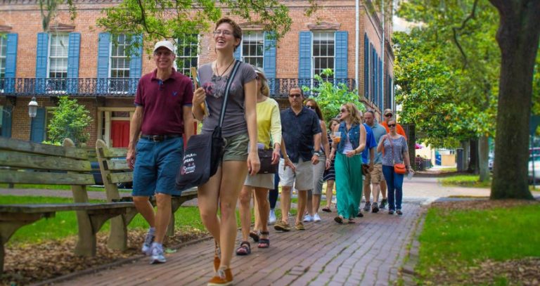 How and Where to Have a Perfect Food Tour Date