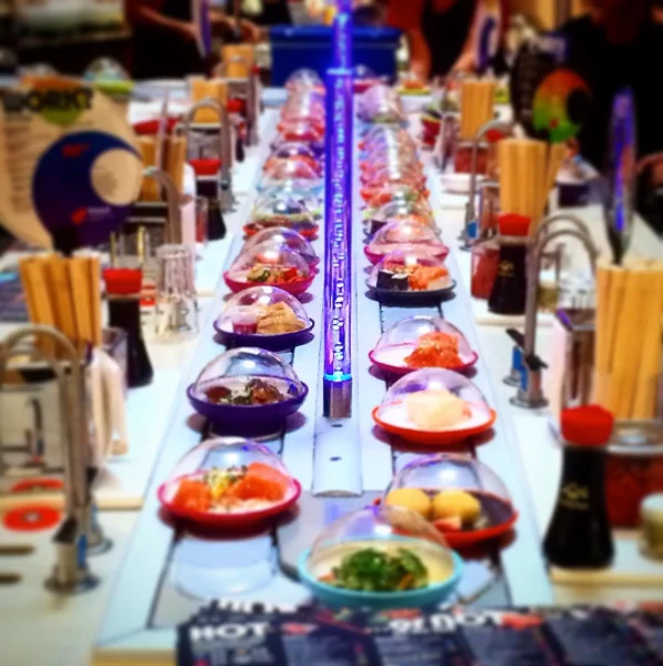 Hands-on dining