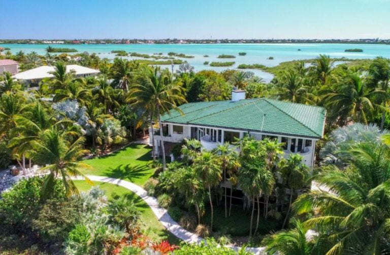 Six Private Islands for a Romantic Getaway