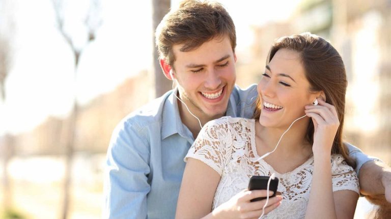 14 Awe-Inspiring Podcasts for Couples